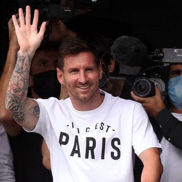(VIDEO) Messi es nuevo jugador del Paris Saint-Germain; minuto a minuto