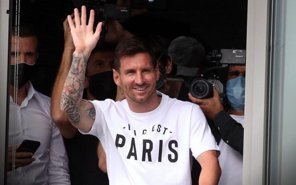 (VIDEO) Messi es nuevo jugador del Paris Saint-Germain; minuto a minuto