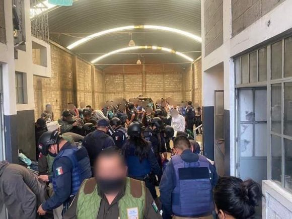 Rescatan a 208 migrantes en casa de seguridad de la México 83