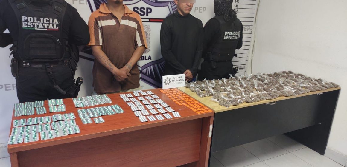 Captura Policía Estatal a dos personas en posesión de casi mil pastillas psicotrópicas