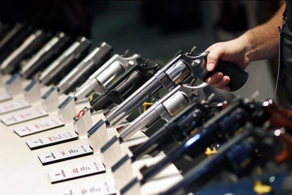 “Buscan chivo expiatorio” le responden fabricantes de armas de EU a México