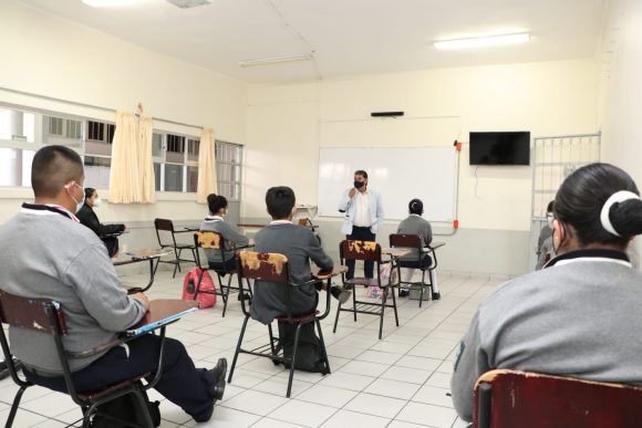 Aclara SEP: no existe brote de COVID-19 en primaria de Tecamachalco