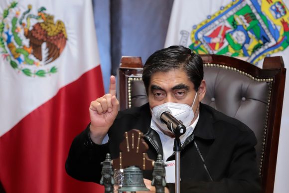 “Ni un peso a la reconstrucción por el sismo del 2017, todo se lo robaron”: Barbosa