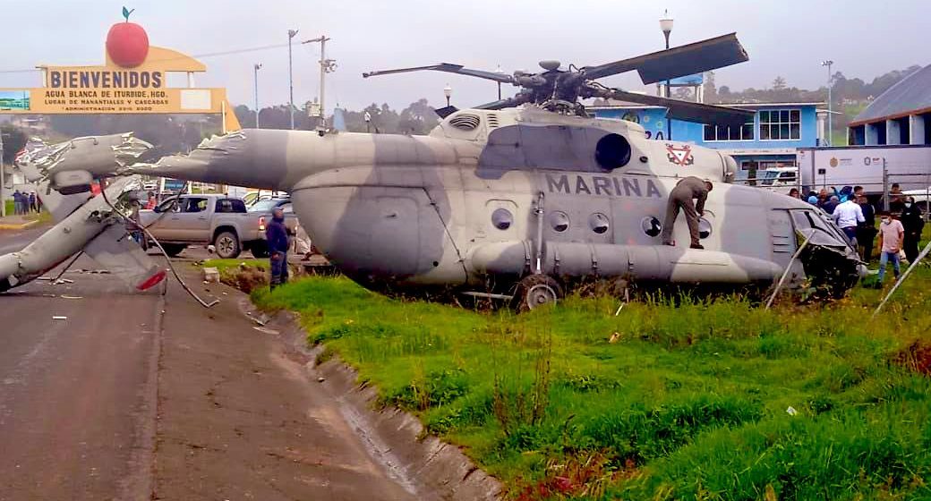 Se desploma helicoptero de la Marina donde viajaba secretario de Gobierno de Veracruz