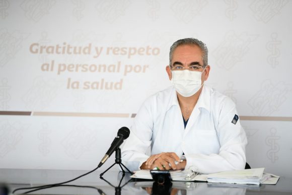 Jóvenes que reciban vacuna anti COVID deberán evitar consumo de alcohol debido a que reduce efectividad: Salud