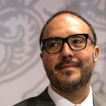 “Salí del país por compromisos contraídos con anticipación” Mauricio Toledo; Fiscalía de la CDMX revela que viajó a Chile