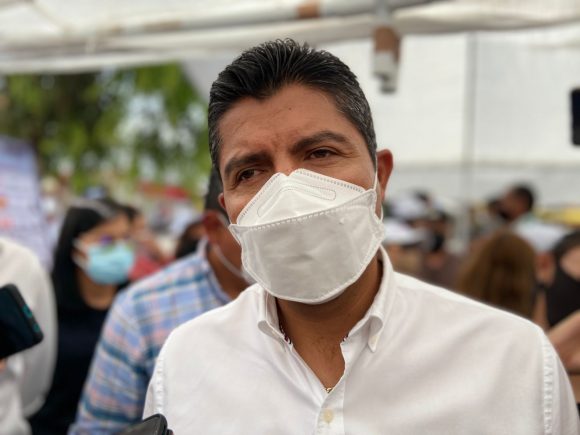 Eduardo Rivera y familia dan positivo de contagio COVID