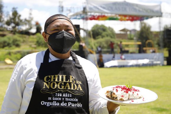 Llega Feria de los Chiles en Nogada a San Nicolás de los Ranchos