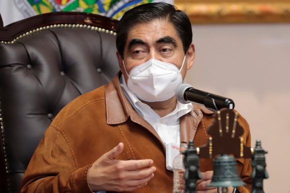 El regreso a clases debe ser un compromiso de la sociedad: MBH