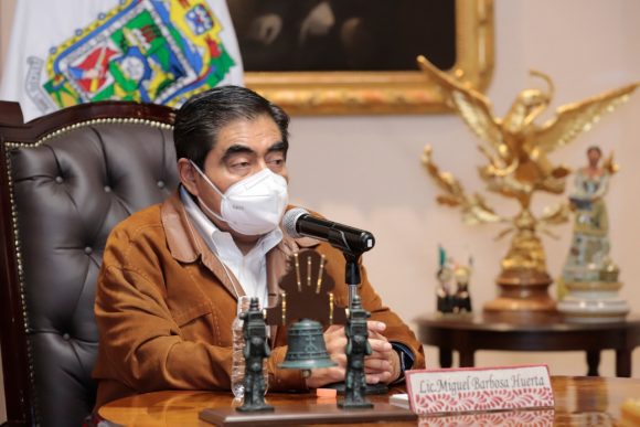 Puebla en emergencia, pero de pie: Barbosa Huerta