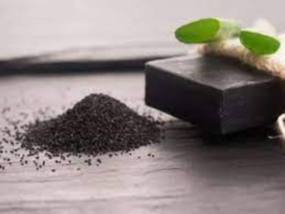 ¿Qué beneficios tiene el  carbón activado sobre tu piel?