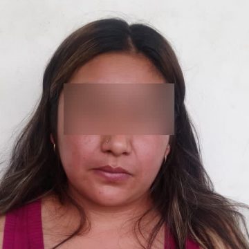 Detiene Policía Estatal a presunta narcovendedora en Xonacatepec