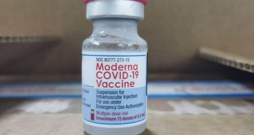 Avalan en México vacuna de Moderna contra Covid-19
