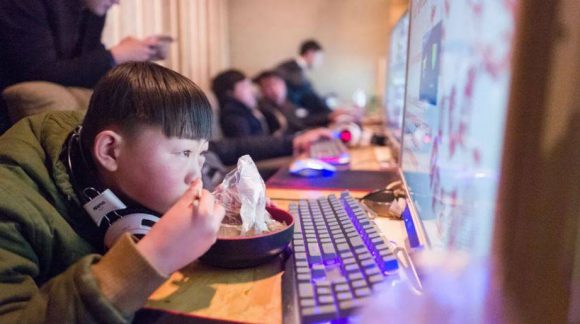 China limita uso videojuegos a 3 horas ¡por semana!