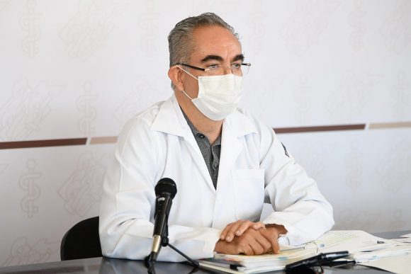 Vacunará Salud a 725 docentes contra la COVID-19