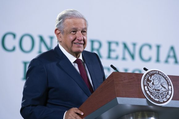 Anuncia el Presidente López Obrador intervención de Santiago Nieto en conflicto UDLAP