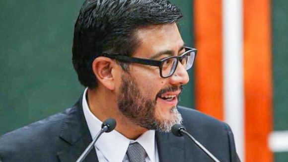 Reyes Rodríguez renuncia a presidir el Tribunal Electoral