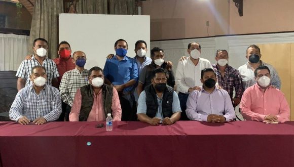 Equipo de Eduardo Rivera trabaja con ediles auxiliares