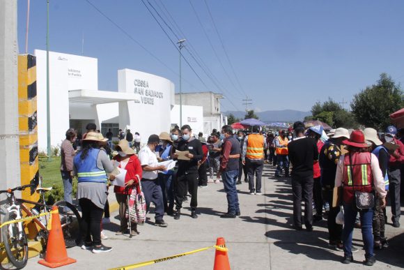 Inicia vacunación para 18 años y más en municipios de alta marginación