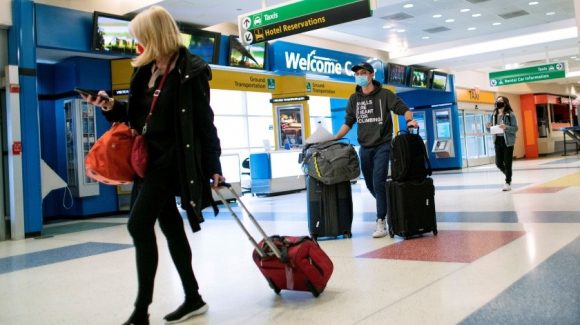 Exigirá Estados Unidos que visitantes extranjeros estén vacunados
