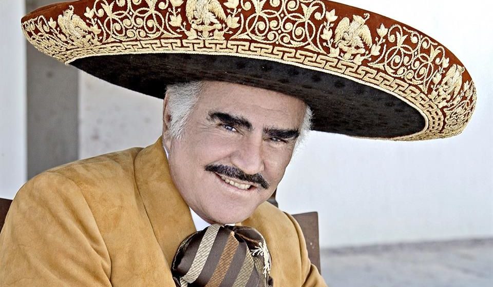 Actualizan estado de salud de Vicente Fernandez