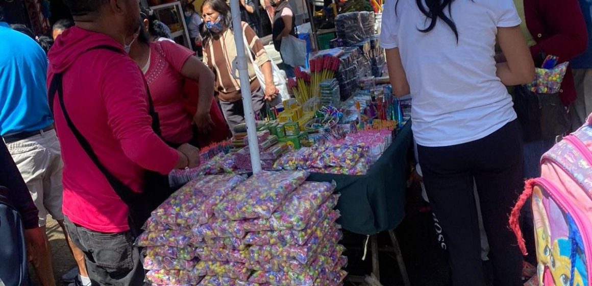 En pleno centro de Puebla venden pirotecnia, apenas decomisan 350 kilos