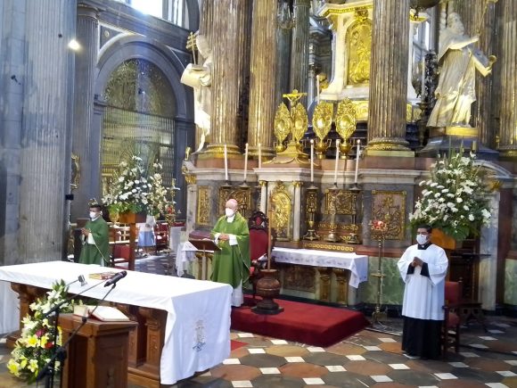 Iglesia seguirá defendiendo el derecho a la vida, pese a resolución de la SCJN: Arzobispo de Puebla