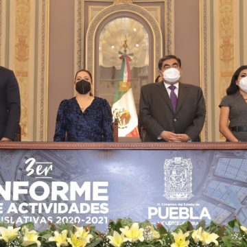 LX Legislatura garantizó la vida institucional y pública de Puebla: Barbosa