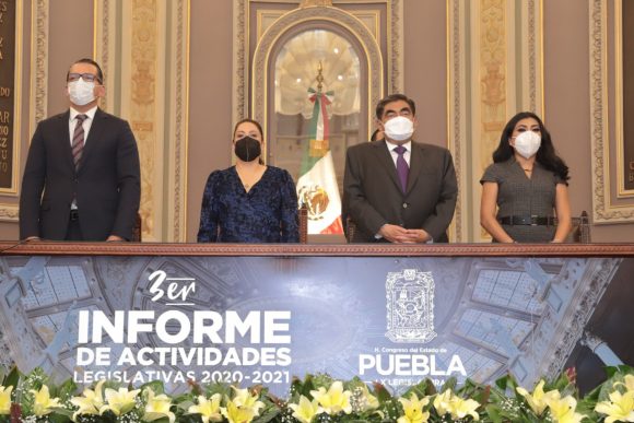 LX Legislatura garantizó la vida institucional y pública de Puebla: Barbosa