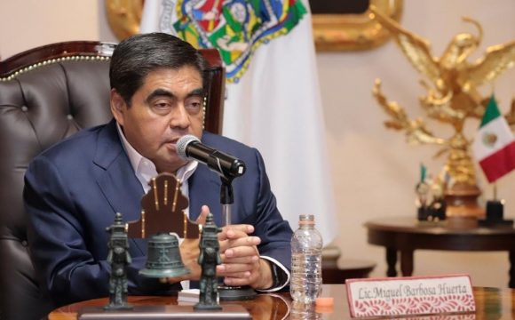 Estudios del socavón detecta 2 oquedades en el lugar; Medio Ambiente y Segob analizan resguardo de la zona: Barbosa