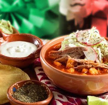Por restricciones contra el Covid-19, el 50% de los restaurantes no realizarán noche mexicana en Puebla
