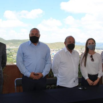 Guillermo Velázquez presenta Anteproyecto de Rehabilitación de la Plazuela del Cerro de San Miguel de Atlixco