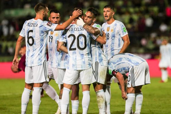 Argentina goleó a Venezuela en la eliminatoria Mundialista