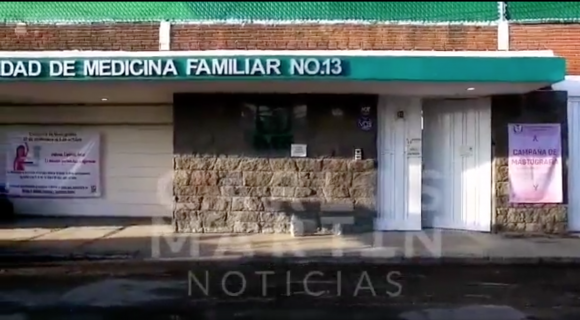 Con violencia sujetos Roban medicamentos de la clínica 13 del IMSS