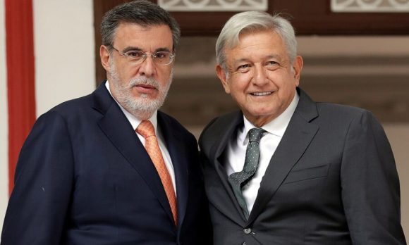 A unas horas de informe, renuncia Julio Scherer como Consejero Jurídico de AMLO