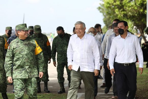 Recorre AMLO obras del Tren Maya en Yucatán