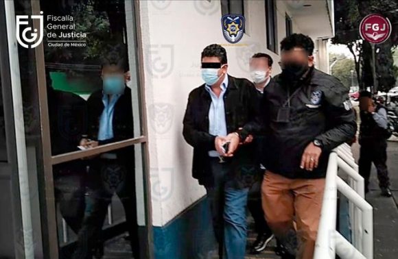 Detienen a Fidel Kuri exdueño de los Tiburones Rojos del Veracruz; es acusado de fraude