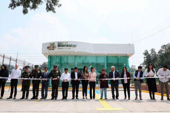 FAePmOyVQAMOp7C Inaugura AMLO primer Banco del Bienestar en CDMX
