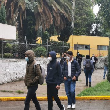 Reportan Salud y SEP 10 casos positivos entre alumnos y docentes en Puebla