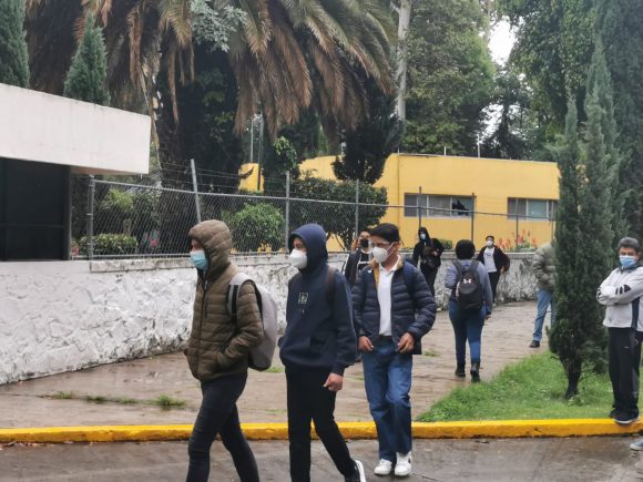 Reportan Salud y SEP 10 casos positivos entre alumnos y docentes en Puebla
