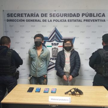 Policía Estatal y municipal de Amozoc capturan a presuntos asaltantes