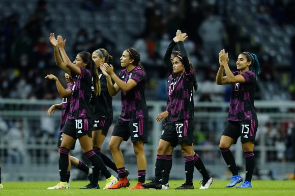 La Selección Mexicana Femenil superó a Colombia en el Azteca