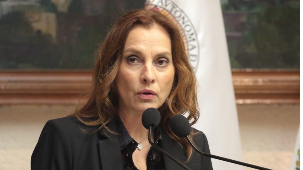 Beatriz Gutiérrez pide a los candidatos “jueguen limpio”; defiende al hijo de Xóchitl Gálvez