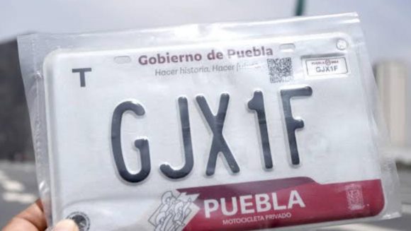 Gobierno estatal condona tarjeta de circulación pero se cubre costo de placas: Barbosa