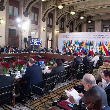 VI Cumbre de CELAC entre Paraguay, Uruguay y Venezuela inicia con tensión