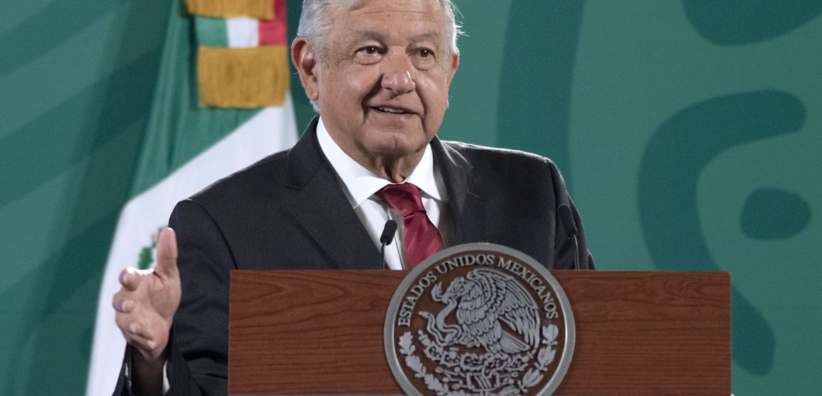 López Obrador repudia que investigadores tuvieran “lujos”