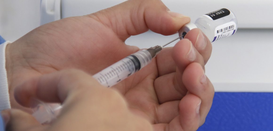 Aplica Salud 271 mil 75 vacunas al cierre de jornada en 102 municipios