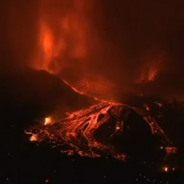 Erupción volcánica en La Palma provoca evacuación masiva