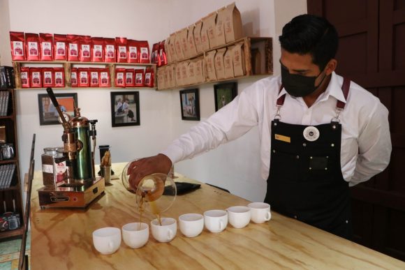 Busca SDR vinculación comercial de cafés de especialidad en barras mexicanas