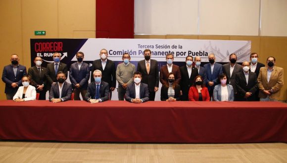 Eduardo Rivera Pérez encabezó la tercera sesión de la comisión permanente por Puebla